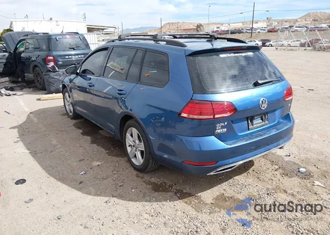 2018 Volkswagen Golf Sportwagen Tsi S/Tsi Se z USA, uszkodzony, nr VIN 3VWD17AU9JM762053